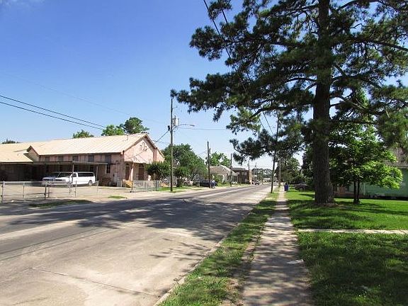 5th image of 1028 Jackson St APT 1