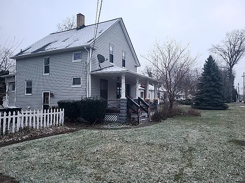 1191 Clague Rd Photo 1