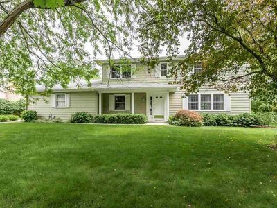 207 W Chapel Ln, Midland, MI, 48640