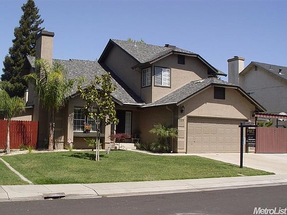 3rd image of 725 Sunflower Dr