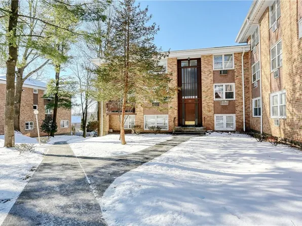 222 Kearsing Parkway #G, Monsey, NY 10952