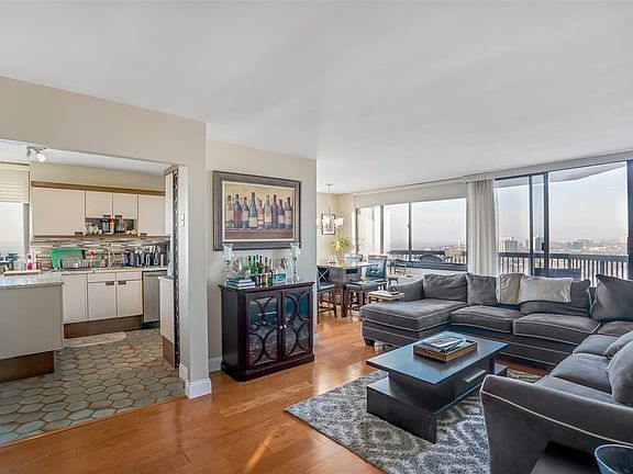 3rd image of 770 Anderson Ave APT 22E