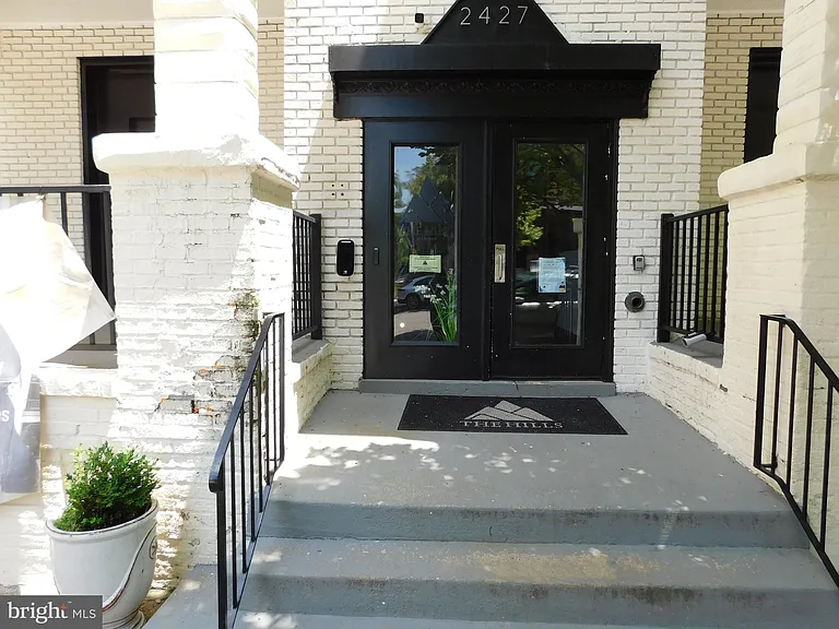 2427 Lakeview Ave #1D — Photo 10
