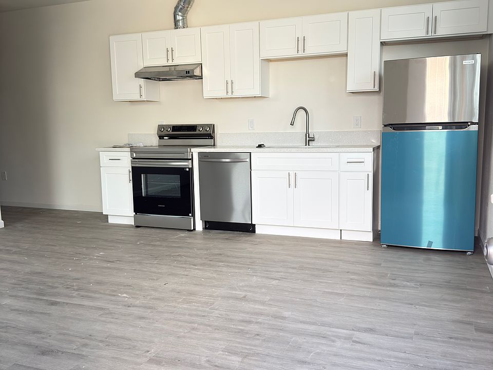 1st image of 520 W Colden Ave #522-1/2