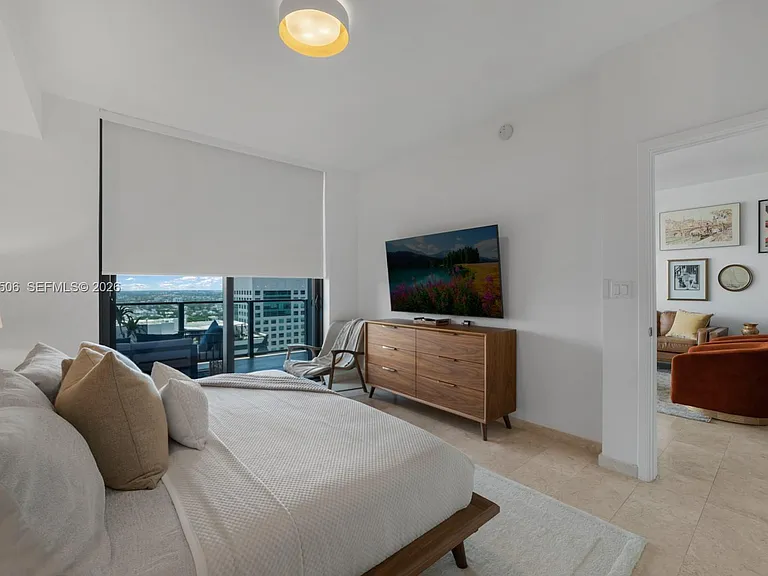 88 SW 7th St #2406 — Photo 12