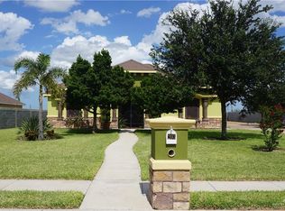 203 Comanche Ln, Rio Grande City, TX 78582