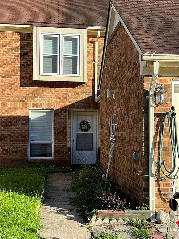 Oak Moss Ct #4025 (S.W) - 1 — Photo 2