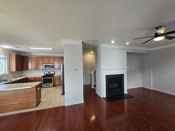 5th image of 707 Delta Downs Dr
