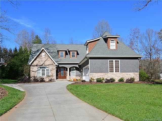 1st image of 2445 Falcon Ln