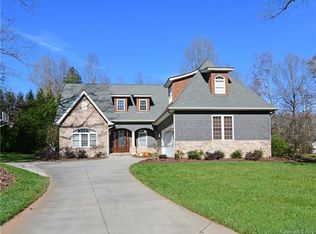 2445 Falcon Ln, Statesville, NC 28625
