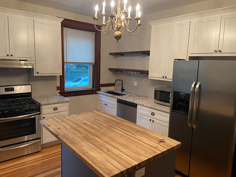 1st image of 2444 Lemp Ave Floor 1