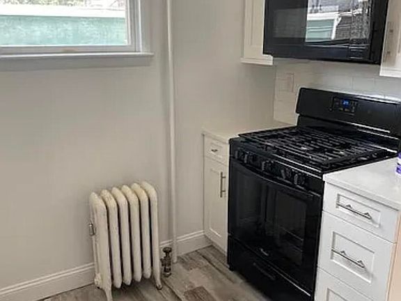 2nd image of 504 Oakland Ave Floor 2