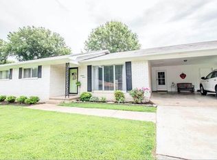 1312 Eastview Dr, Humboldt, TN 38343