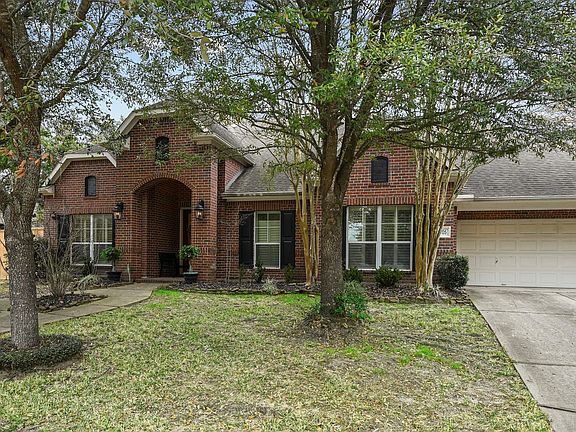 3rd image of 20705 Hillsdale Forest Dr