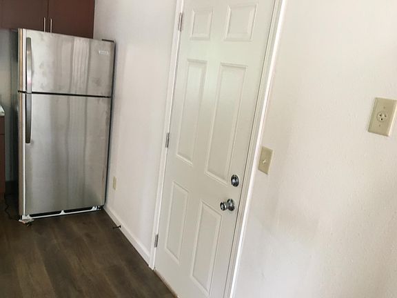 5th image of 307 W Stockton St #B