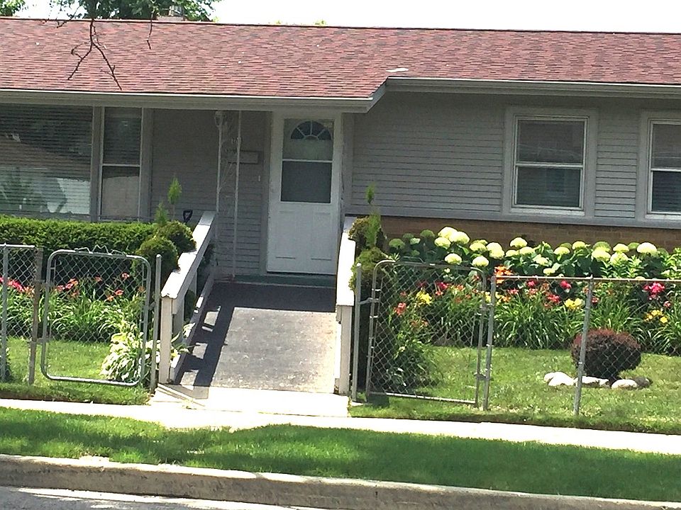 1st image of 1201 S Elmwood Ave