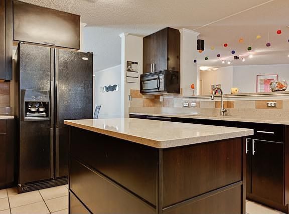 3rd image of 212 Palmdale Dr