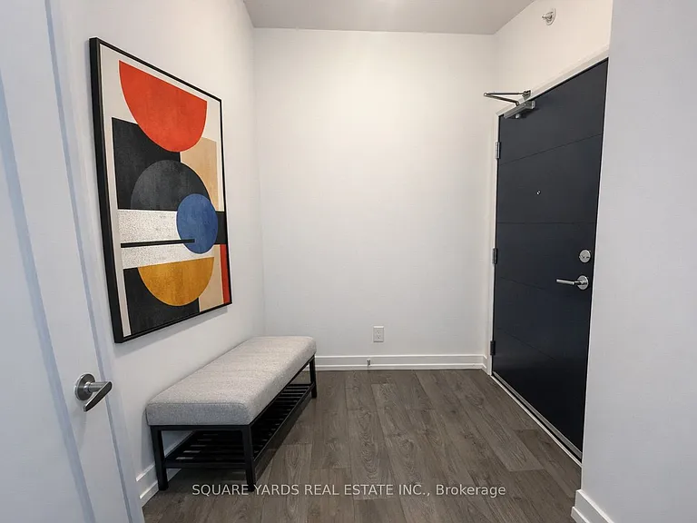75 James St S #2814 — Photo 3
