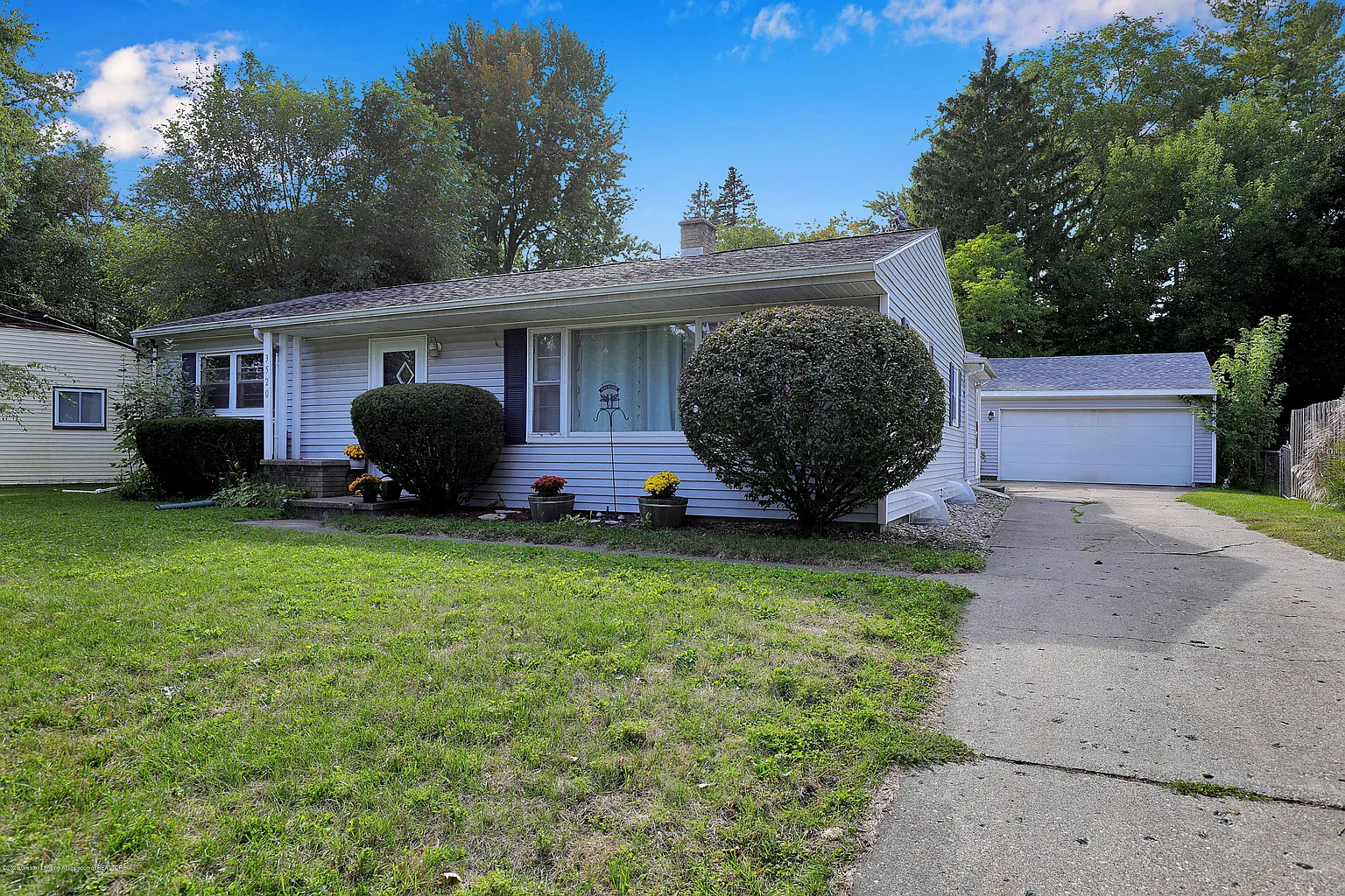 3520 Harold St photo 1