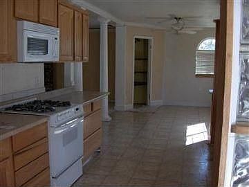 5th image of 1018 E Brandywine Ln