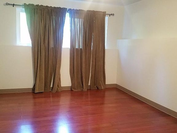 3rd image of 12536 SE 53rd St #B