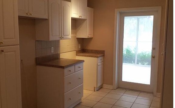 3rd image of 1638 Lawndale Cir