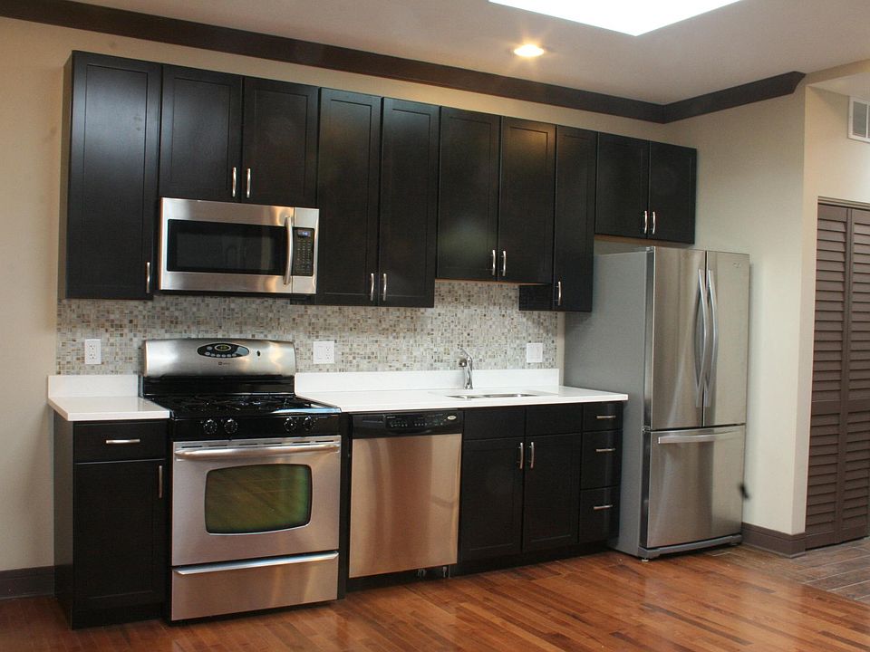 1st image of 4042 N Elston Ave #2W