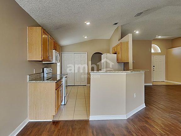 4th image of 12927 Kings Lake Dr