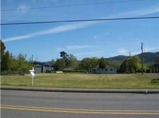 798 State Route 101, Chinook, WA 98614