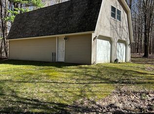 3805 Lee Hill Rd, Mayville, MI 48744
