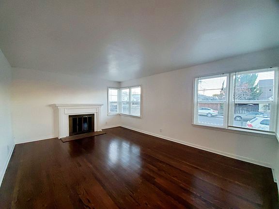 4th image of 125 W 39th Ave