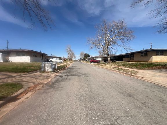 5th image of 305 Mohawk Trl