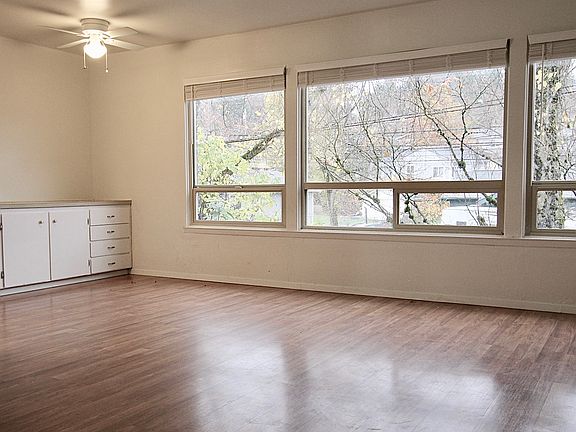 5th image of 7605 Rainier Ave S APT 202