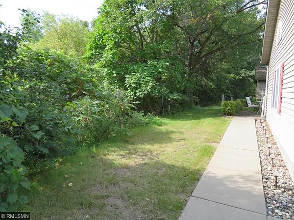 4th image of 202 1st St N