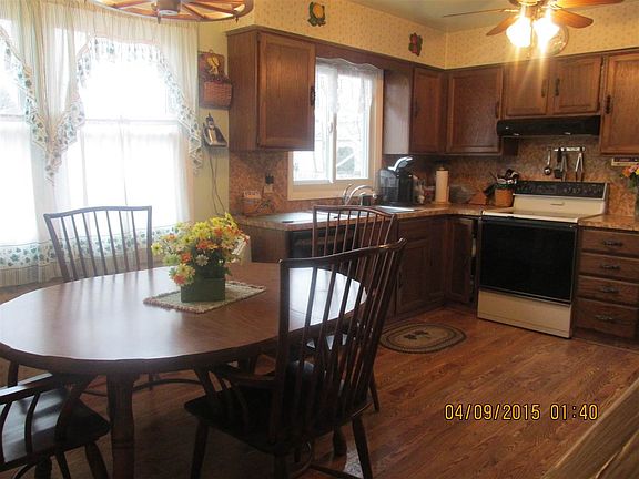 4th image of 35 Criswood Dr