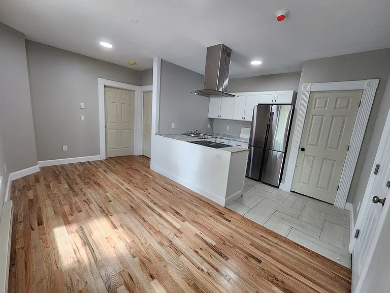 280 Garden St #12R — Photo 7