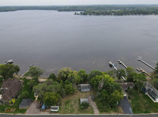 17051 Sunset Ave, Shakopee, MN 55379