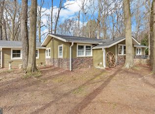 1291 Brays Lake Rd, Royston, GA 30662