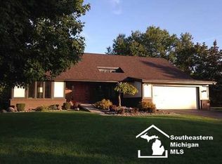 15009 Timberlane St, Monroe, MI 48161