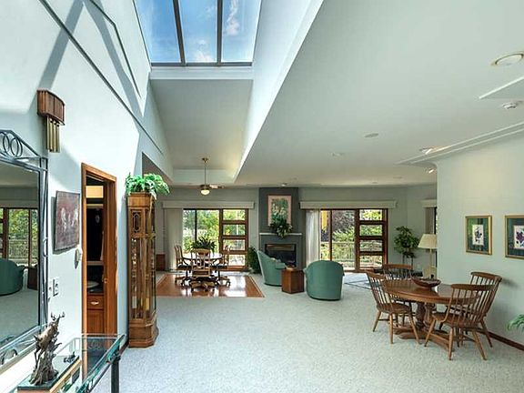5th image of 1800 Mulberry Dr