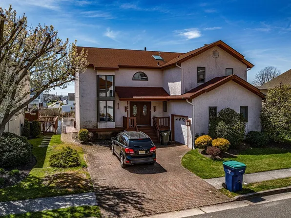 414 N Exeter Ave, Margate, NJ 08402