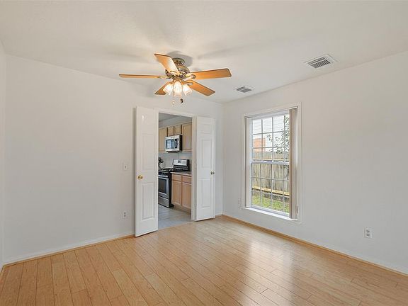 4th image of 1214 Sparrow Knoll Court