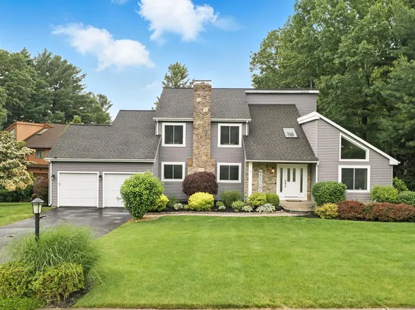 7 Knollwood Drive, Glastonbury, CT 06033