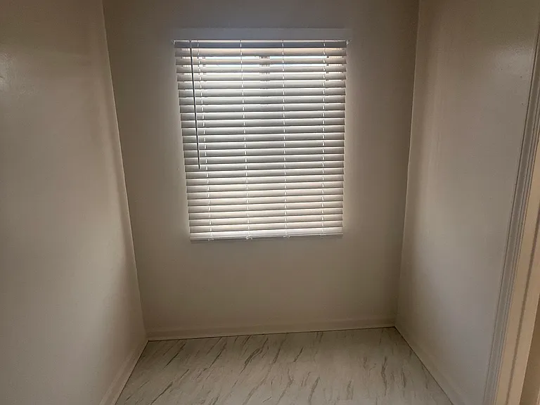 1634 Walnut Ave #17 — Photo 9