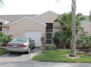 9220 E Vineland Ct E, Boca Raton, FL 33496