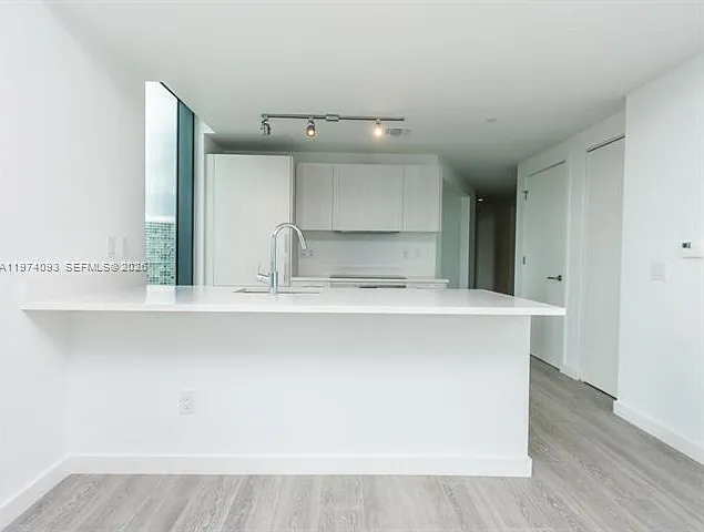 501 NE 31st St #2108 — Photo 11