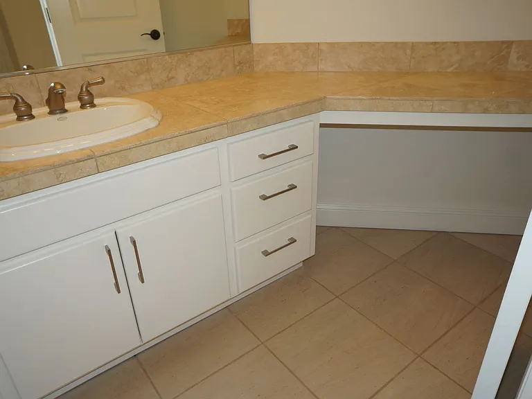 4139 NW Twilight Ter — Photo 32