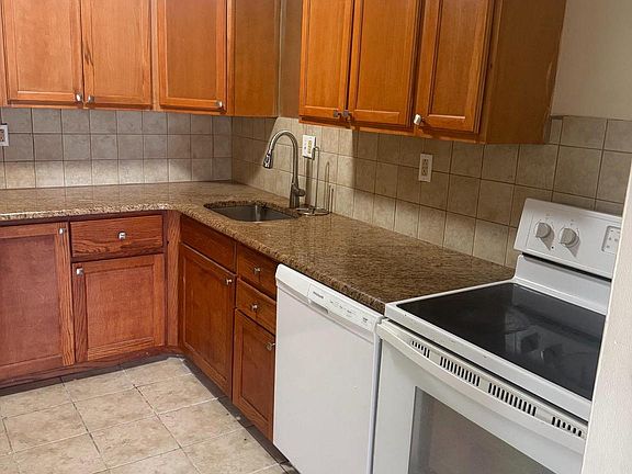 2nd image of 400 Glendale Rd #K32
