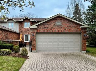 70 Sunnyside Dr #28, London, ON N5X 3W5