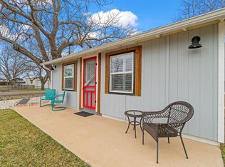 201 Sycamore St, Tow, TX 78672